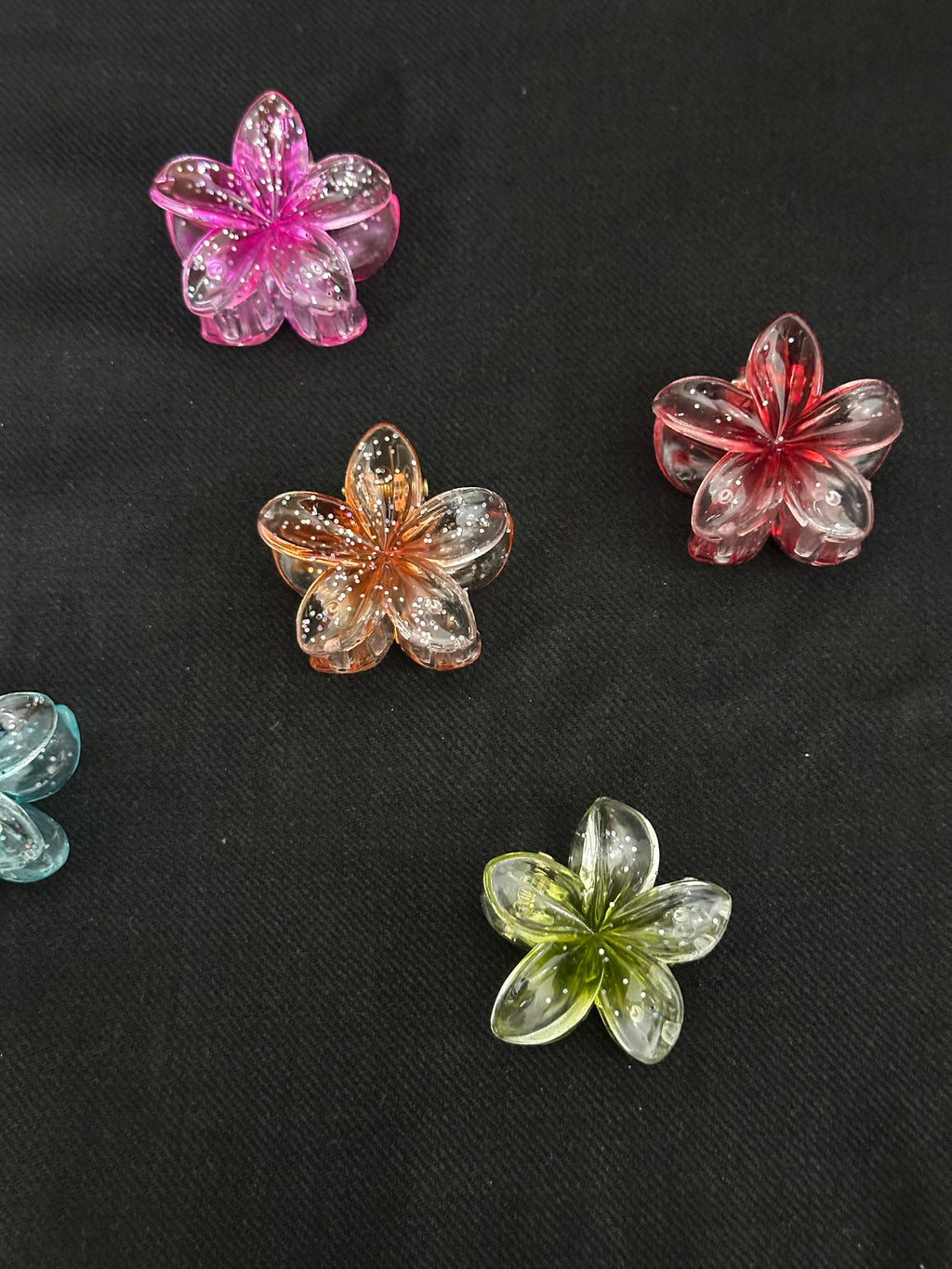 Pair of Small Flower Clips